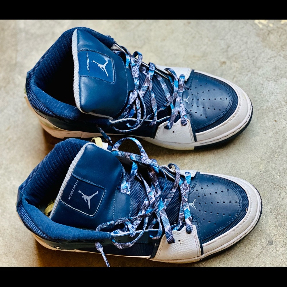 Size 12, Blue & White J’s